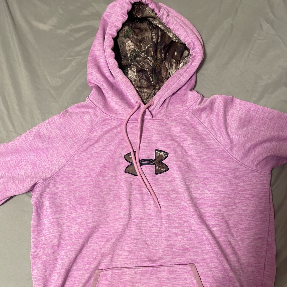 Under Armour Sweatshirt